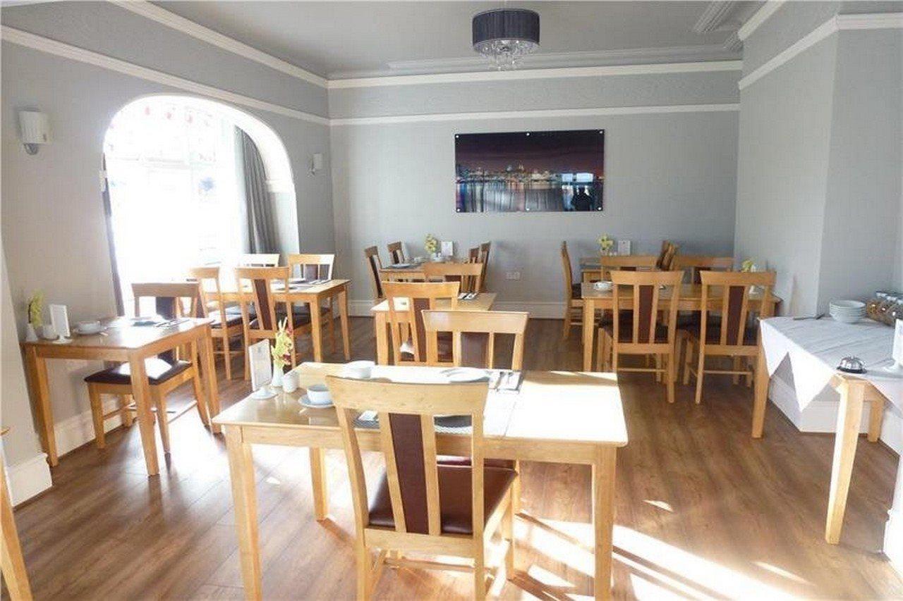 Orrell Park Hotel Liverpool Esterno foto